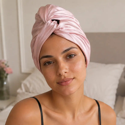 Bonnet en Soie Rose Poudré – 19 Mommes